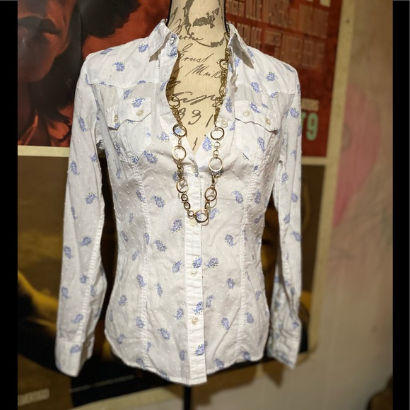 Bob Timberlake from Bass pro shop. Designed for outdoor with a great feel/look - Picture 2 of 11